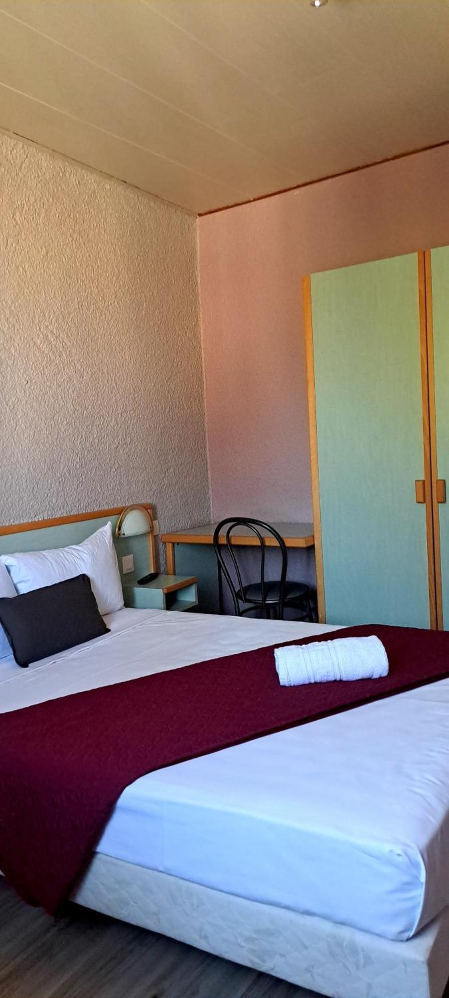 Hotel Les Alizes Le Pouzin Exterior foto